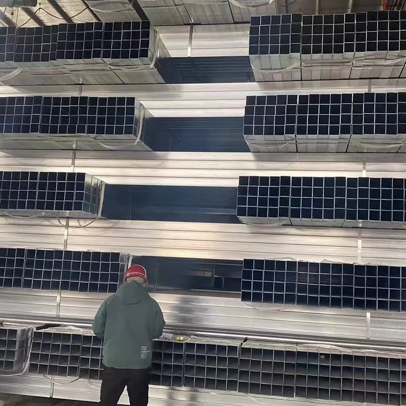 Tiub Persegi Tergalvani Diameter Kecil