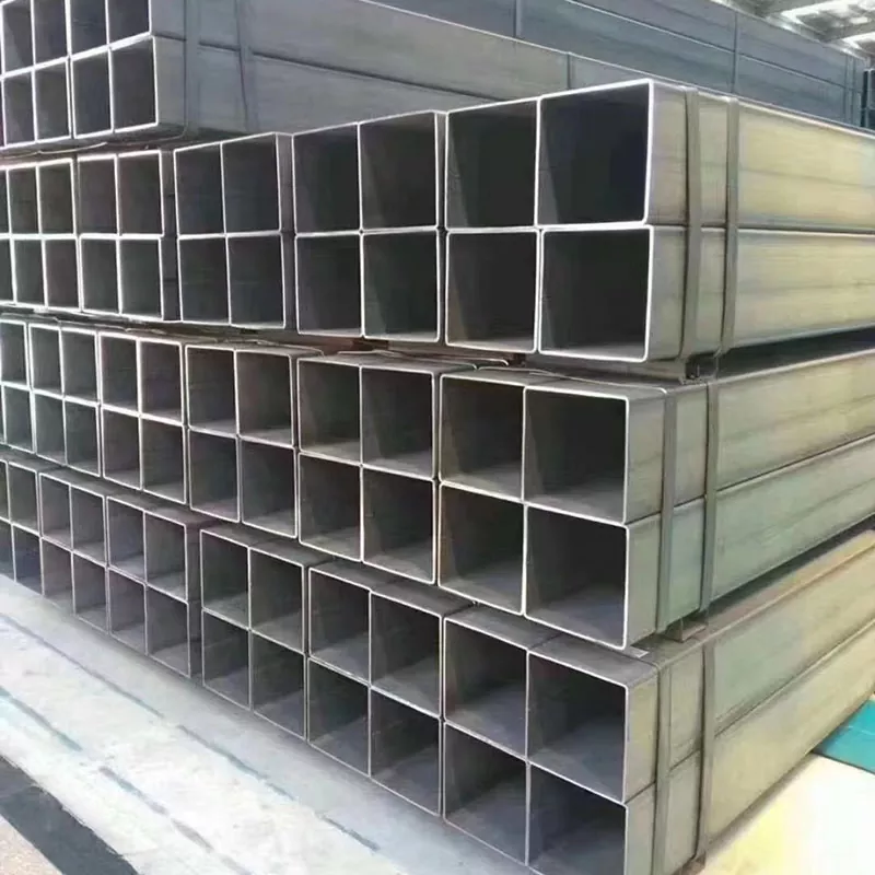 Tiub Segiempat Hitam Celah Lurus